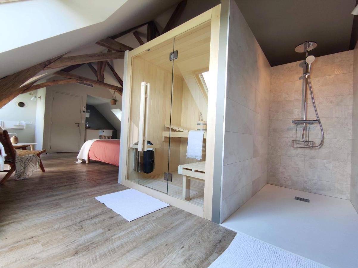 La Douce Halte - Gites Avec Spa Ou Sauna Saint-Ouen-Des-Toits Exterior foto